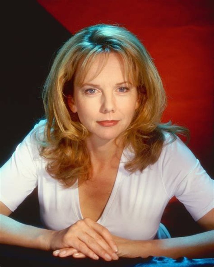 Linda Purl ·