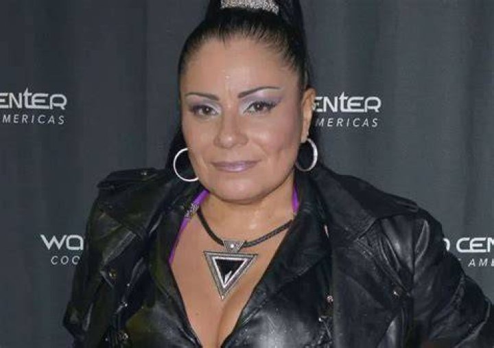 Lisa Velez Net Worth - SnogBlogy