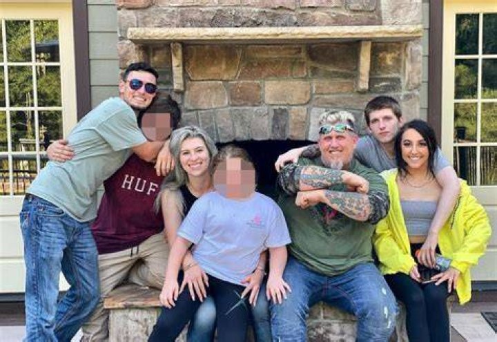 Lizard Lick Towing fans pay tribute to Ron Shirley's son Harley ·