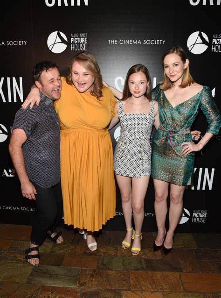Louisa Krause- Wiki, Age, Height, Net Worth, Boyfriend, Ethnicity