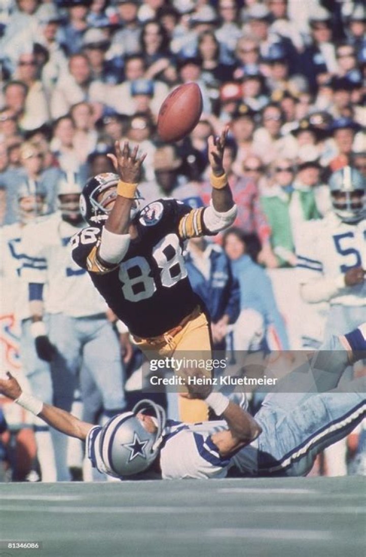 Lynn Swann ·
