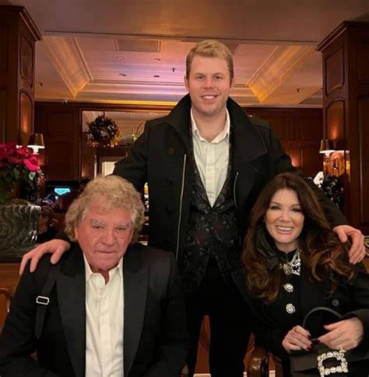 Max Todd Net Worth - JBlogX
