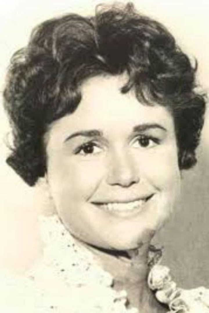 Nancy Rennick Biography, Age, Height, Husband, Net Worth, Family |