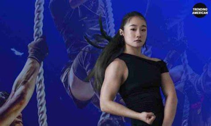 Physical 100s Hwang Bit-yeo-ul is a Lululemon ambassador and CrossFit pro