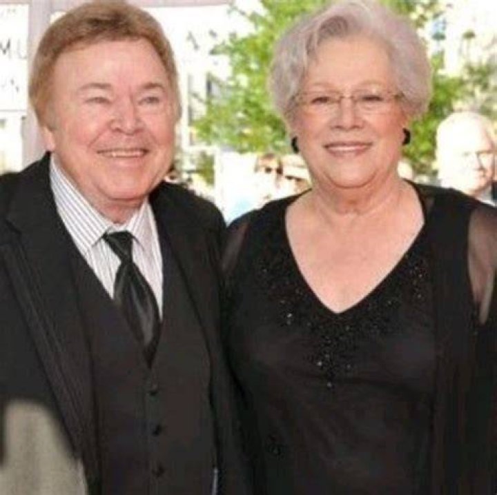 Rana Jo Platz: Facts about Paul Petersen's wife