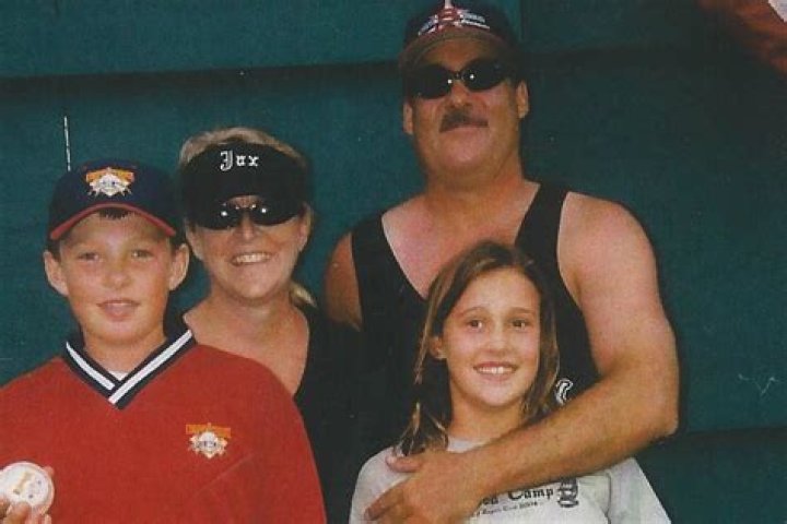 Rhys Hoskins Siblings: Meet His Sister, Meloria Hoskins