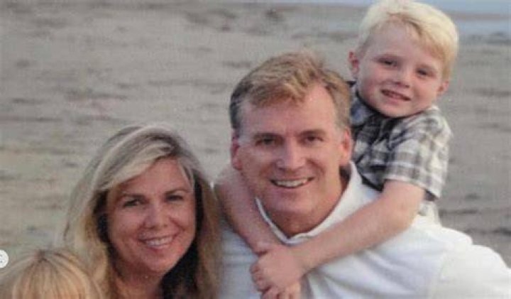 RiffBlog | Who Are Alex Warren's Parents? His Siblings