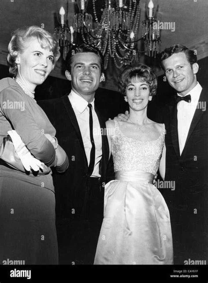 Robert Conrad's Ex-Wife Joan Kenlay Net Worth & Husband