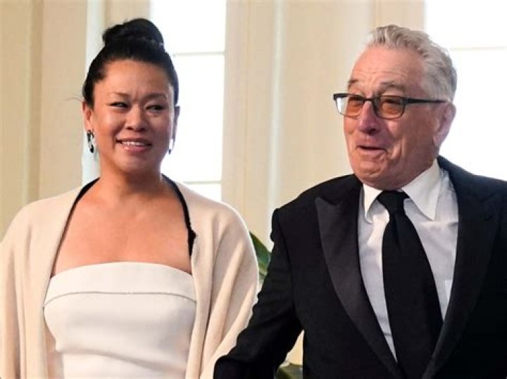 Robert De Niro's Wife's Age Difference Unveiled