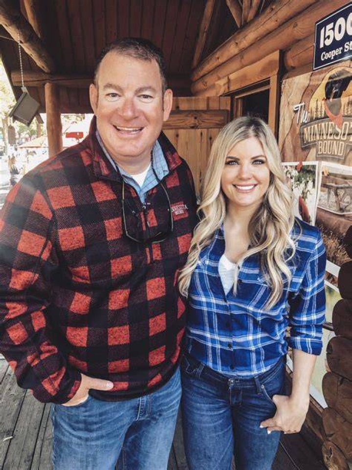 Ron Schara Wikipedia Wife Laura Schara, Are They Married? Find Out Here |
