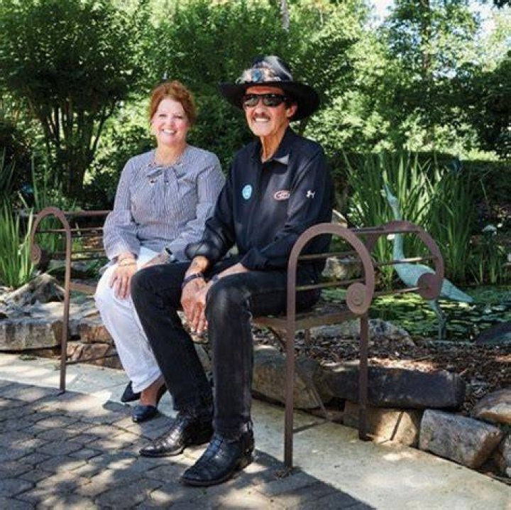 Sharon Farlow: Facts About Richard Petty’s Daughter