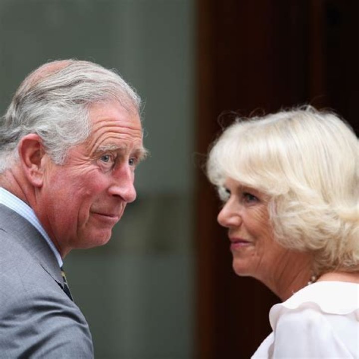 Simon Lazenby's Marital History Revealed