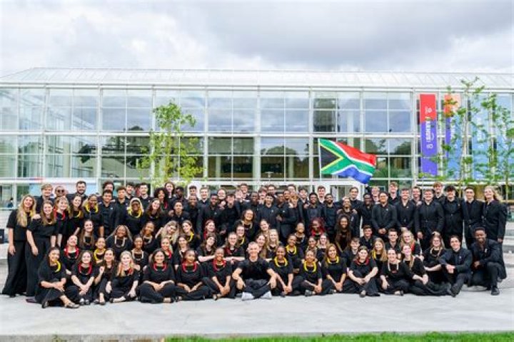 Stellenbosch University Choir Sings For A Nation
