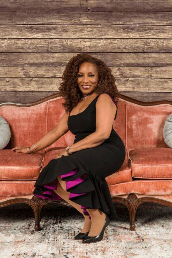 Stephanie Mills Biography, Age, Height, Husband, Net Worth, Family ·