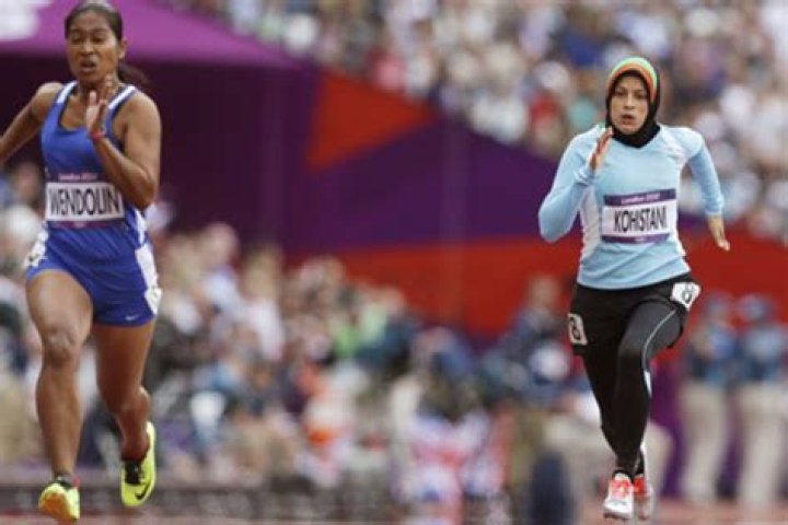 Tahmina Kohistani ·