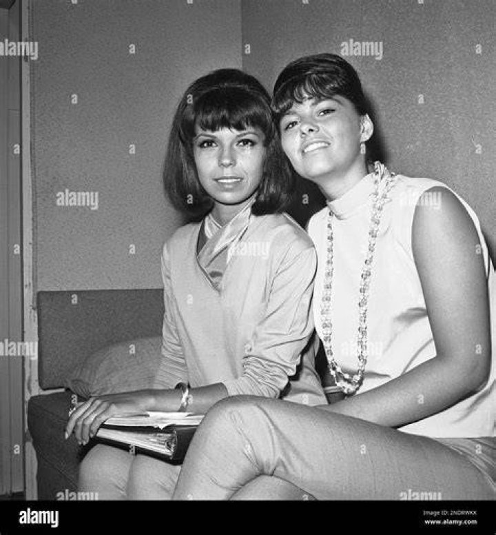 The Daughter of Dean Martin and the Former Member of The Supremes |