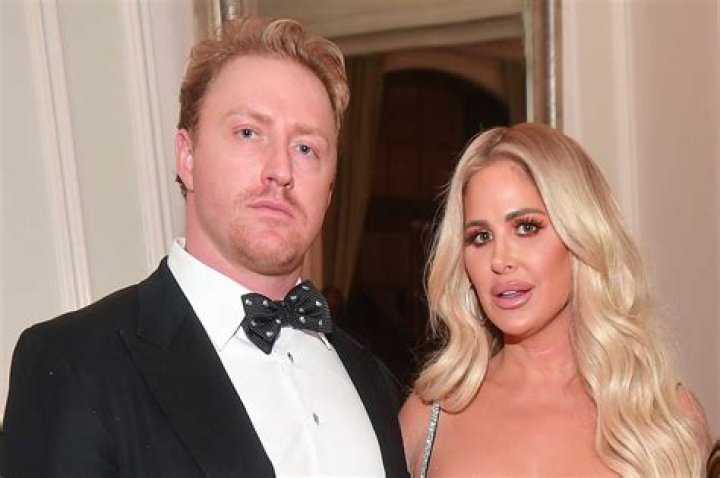 The Ex-Husband of Kim Zolciak and a Convicted Child Rapist |