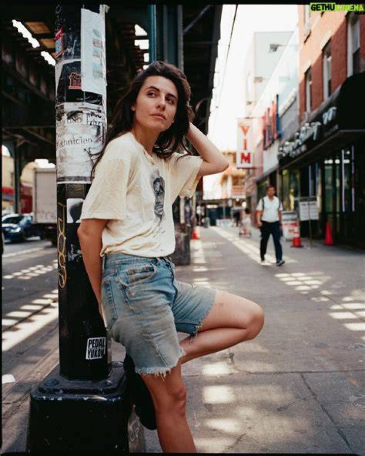 The Imposters actress Marianne Rendon's husband Ker Wells died on August 30, 2019.