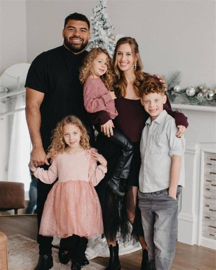 The Inspiring Story Behind "Cam Heyward Wife"