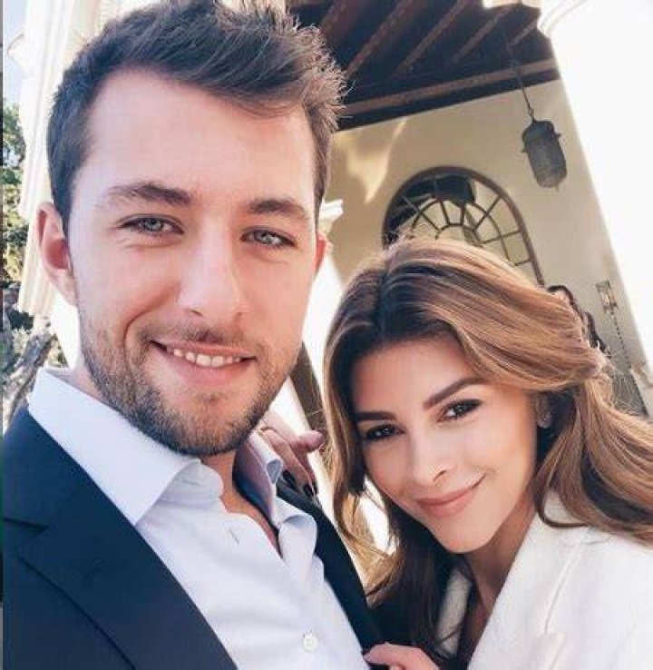 The model, entrepreneur Shiva Safai is married to Niels Houweling.
