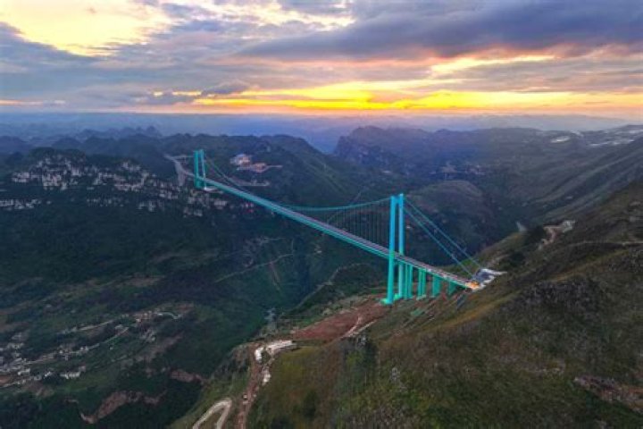 The Tallest Bridge in the World: Connecting Worlds |