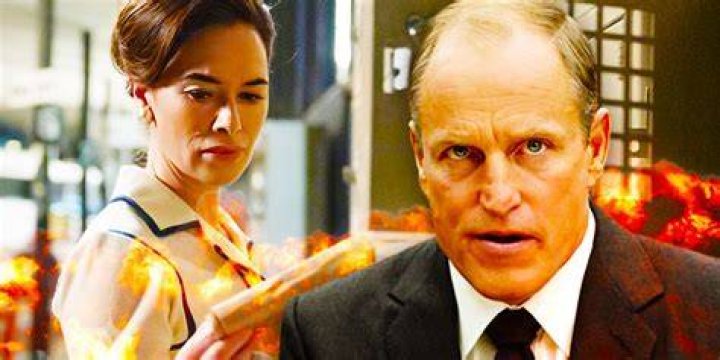 The Tragic Death Of Howard Hunt's Wife