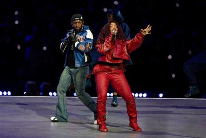 The Truth Behind The Sza And Bill Nye Dating Rumors