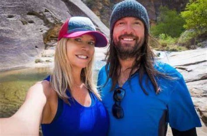 Traveler, YouTube personality, Catherine Gregory is dating her boyfriend, Andrew Coconato