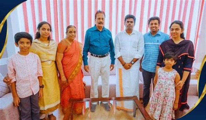 Uncover The Hidden Story Behind BJP Annamalai's Family Photo