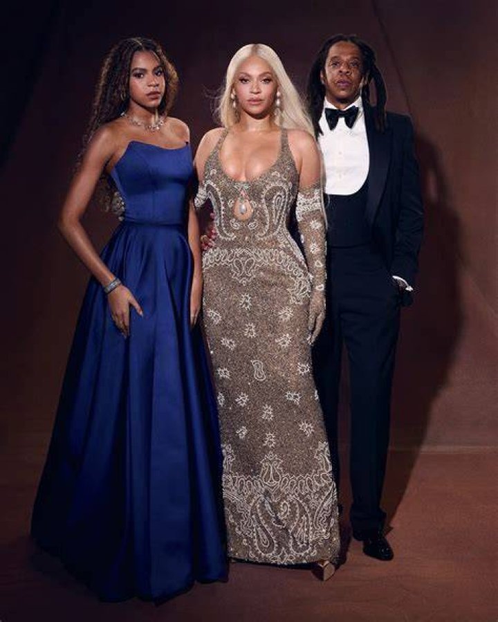 Uncover The Secrets: Beyonc's Height Revealed!