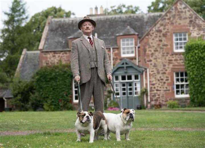 Uncover The Secrets Of Douglas Henshall, The Masterful DI Jimmy Perez Of