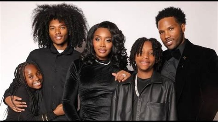 Uncover The Secrets: Yandy Smith's Siblings Revealed!