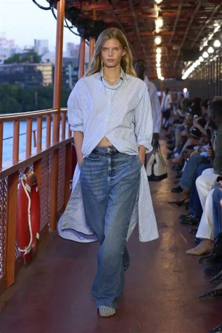 Uncovering Fashion Secrets & Empowering Style
