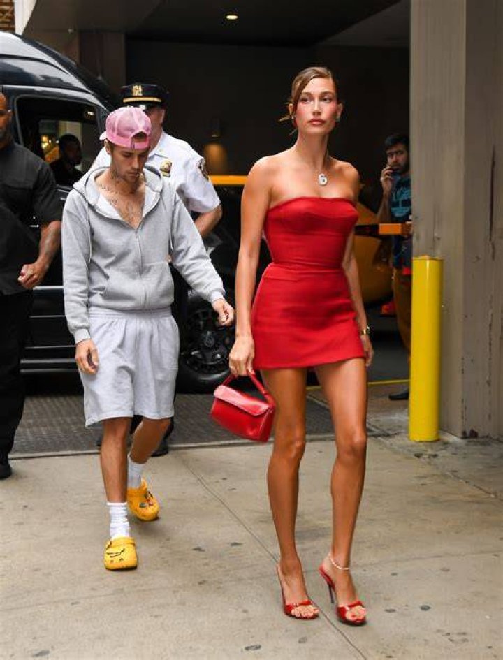 Uncovering The "Hailey Bieber Ear Meme" Phenomenon