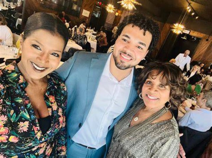 Uncovering The Untold Story: Glenda Lewis's Husband Revealed