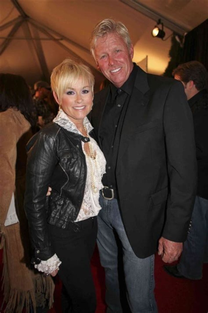 Unlocking The Secrets: Lori Locust's Husband Revealed