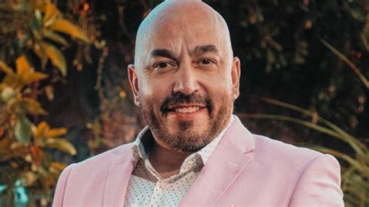 Unveil The Enigma: Lupillo Rivera's Height Revealed