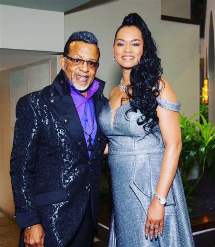 Unveiling Carlton Pearson's New Wife: Insights And Revelations