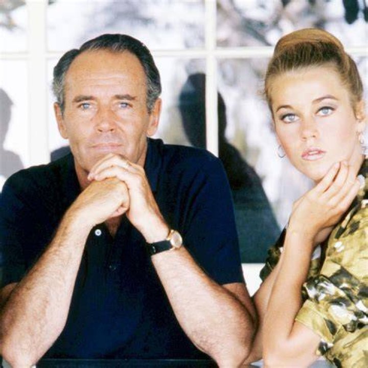 Unveiling Jane Fonda's Weight And Height: Surprising Insights Revealed