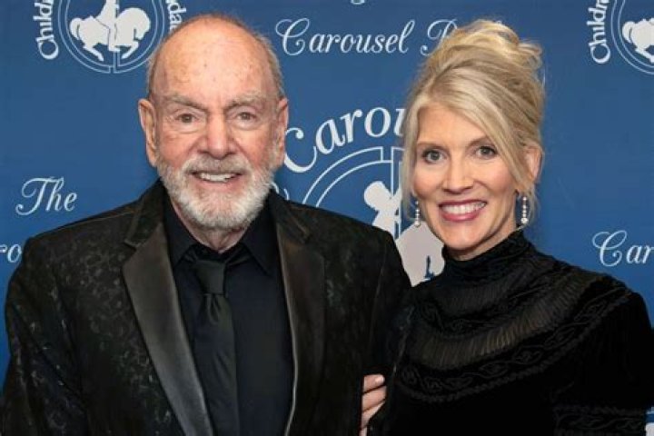 Unveiling Neil Diamond's Wife: Discoveries And Insights