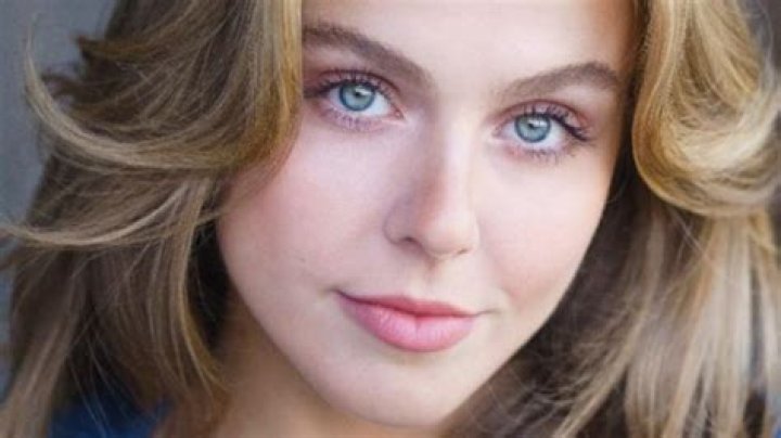 Unveiling Sienna Grace: Behind-the-Scenes Insights From Wikipedia