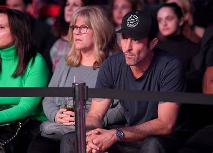 Unveiling The Enigmatic Alex O'Loughlin: A Journey Of Discovery