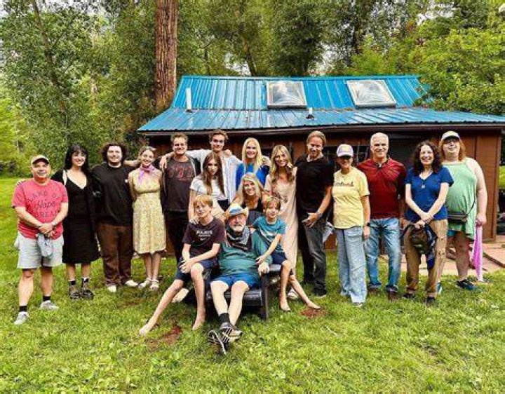 Unveiling The Extraordinary Legacy Of Neil Diamond's Children