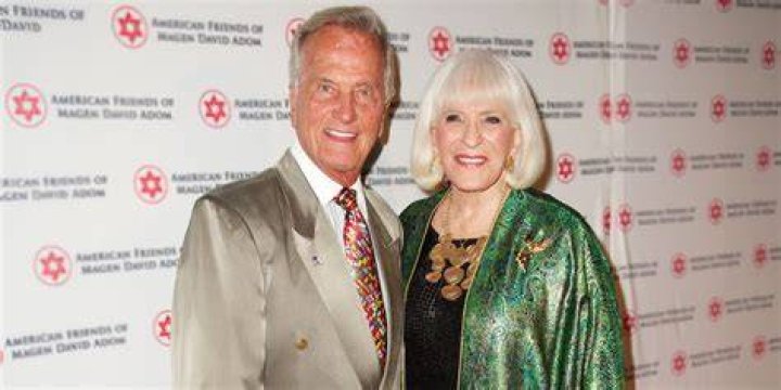 Unveiling The Private World Of Billy Gardell's Wife: Discoveries And Insights