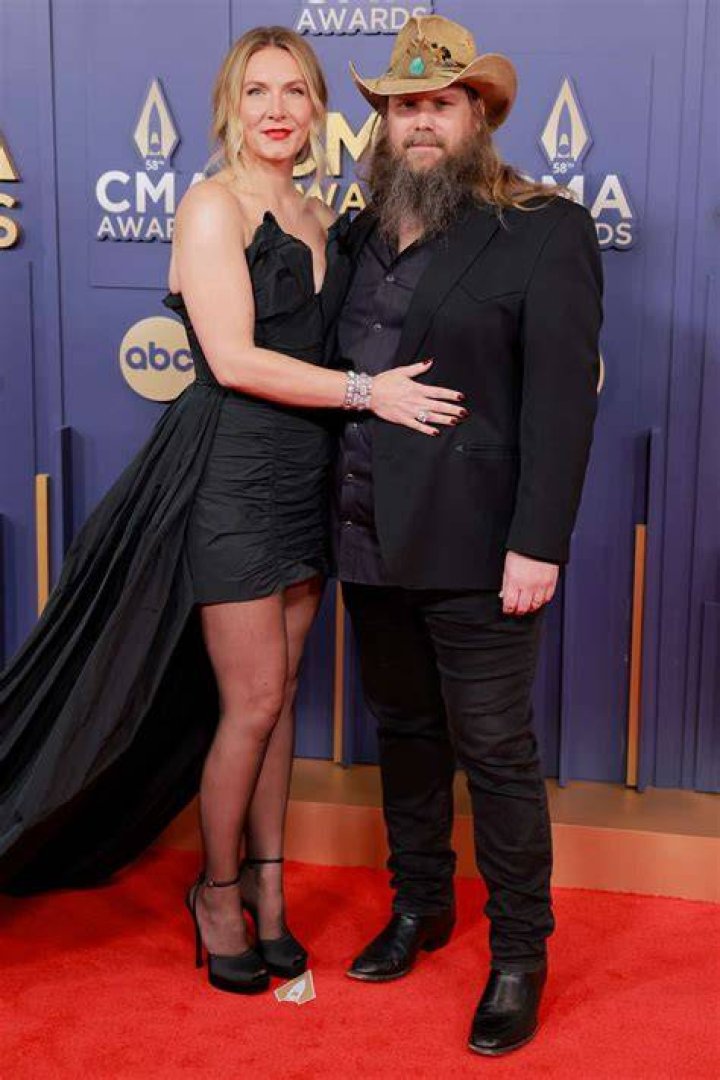 Unveiling The Secrets Of Chris Stapleton's Towering Height
