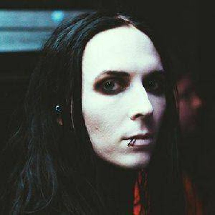 VivaDash | Ricky Horror - Age, Family, Bio