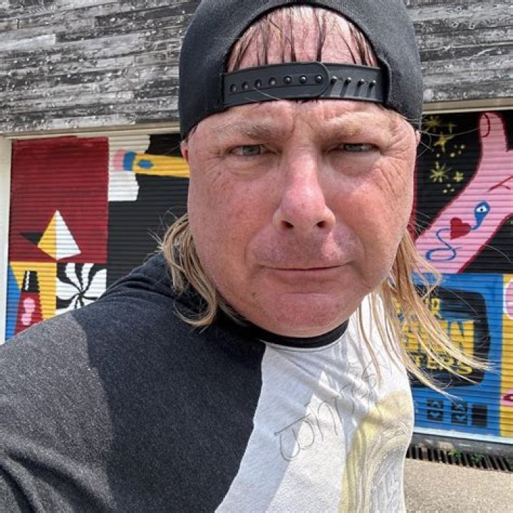 VivaDash | Ron Sexton Aka Donnie Baker Net Worth Before Death