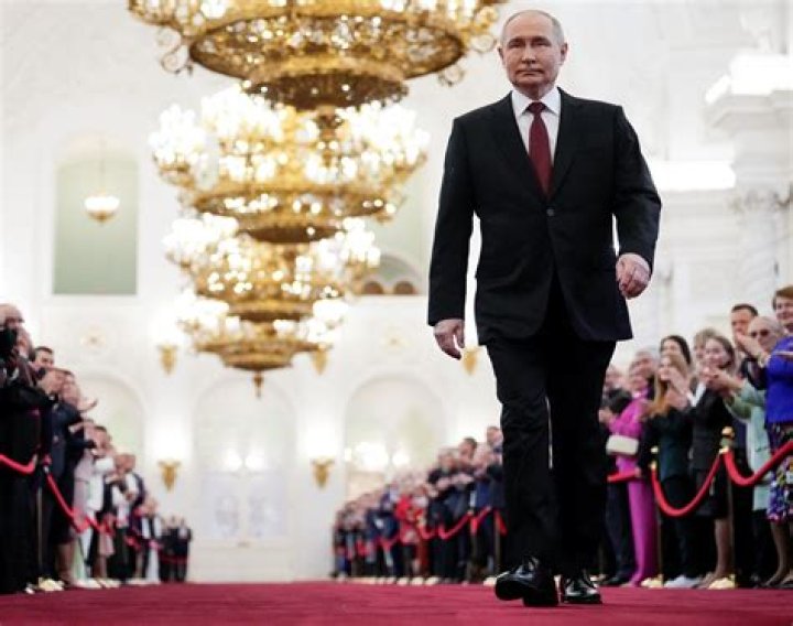 Vladimir Putin's Height: Unraveling The Enigma