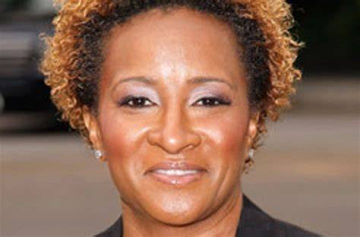 Wanda Sykes’ Net Worth ,Salary, Early life ,Career, Personal Life, Awards and Nominations |