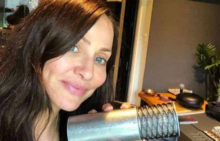 Whatever Happened To Natalie Imbruglia? ·